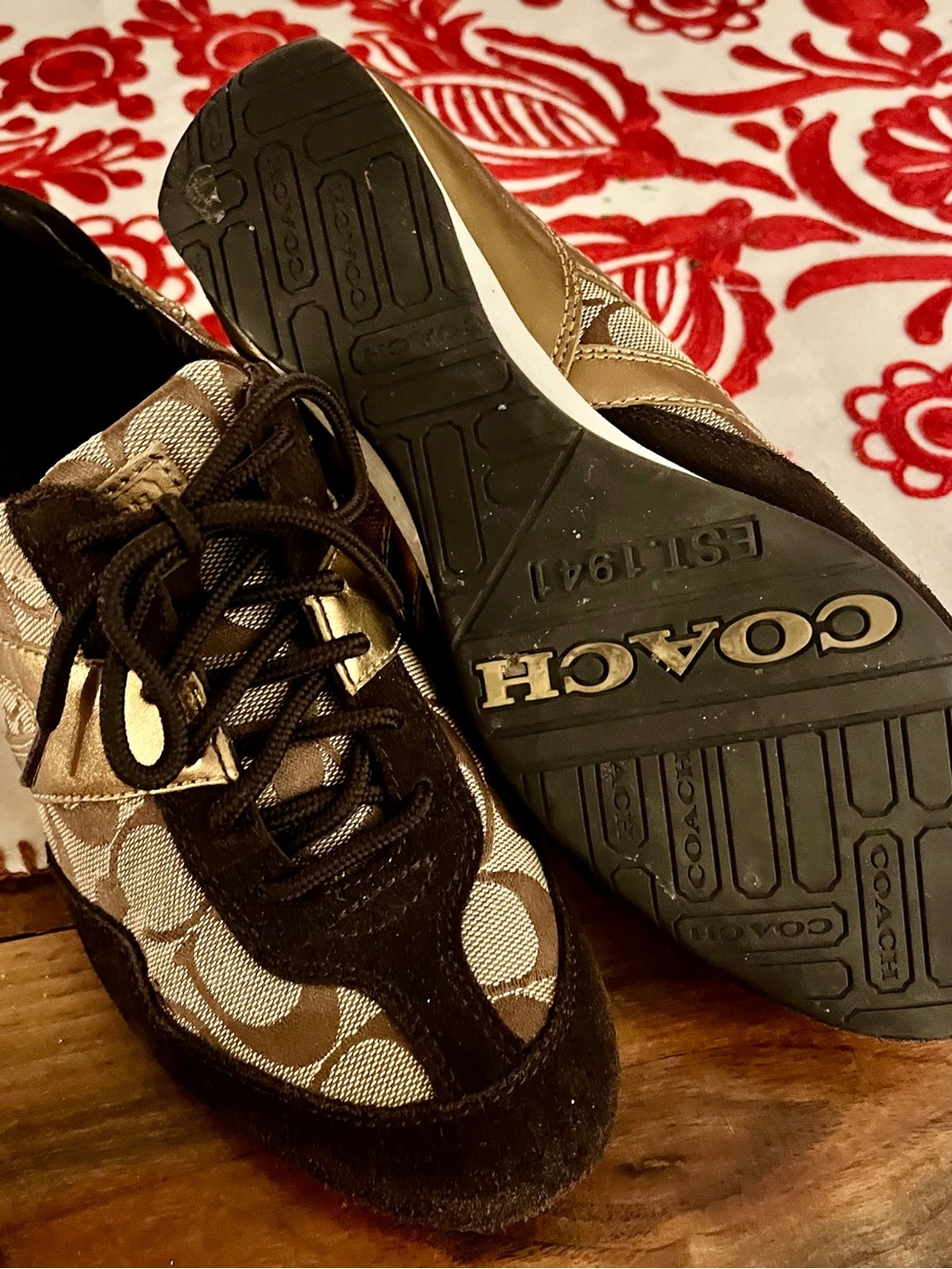 Coach Lexey Signature Logo Sneakers Sz 7 - Picture 11 of 12